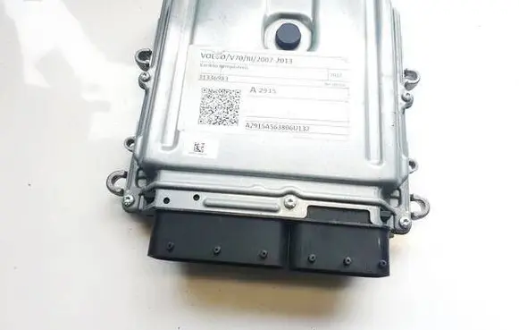 Volvo V70 Engine control unit/module 31336983