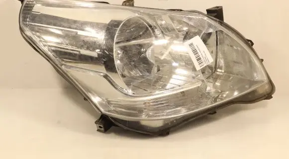 Toyota Verso Headlight/headlamp 81130-0F090-00