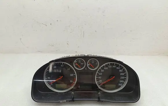 Speedometer (instrument cluster)