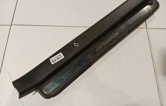 Toyota Avensis T250 Front sill trim cover 6791305040 67913-05040