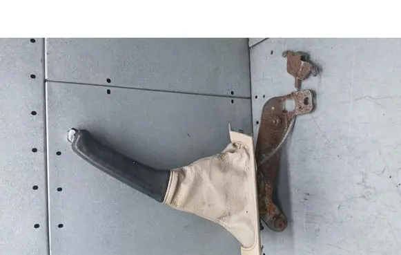 Volvo S80 Hand brake release handle 