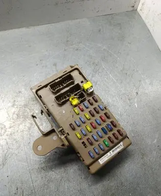 Subaru B9 Tribeca Fuse box set 82201XA00B