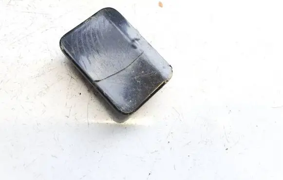 Mercedes-Benz E W212 Front tow hook cap/cover a2128850326