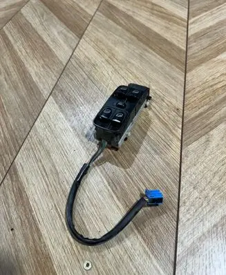 Mercedes-Benz C W203 Electric window control switch A2038210679 501955