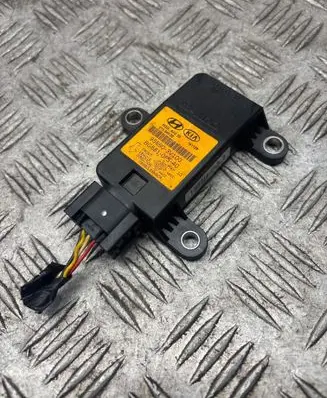 KIA Optima ESP acceleration yaw rate sensor 956903V100 M2GA0228 01154500