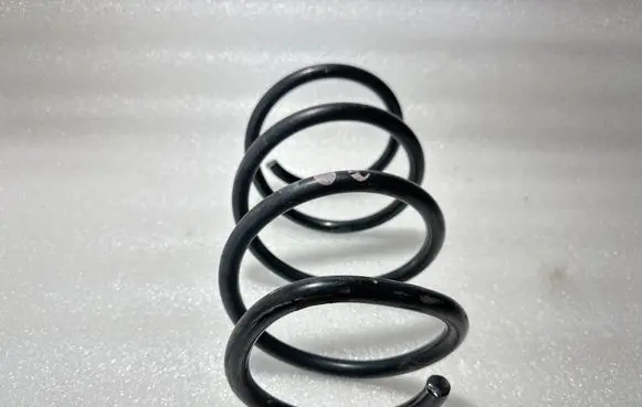 BMW 5 E60 E61 Front coil spring