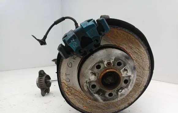 BMW 5 GT F07 Rear wheel hub spindle/knuckle 6781682 B0912160489 7351281408