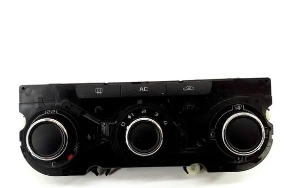Skoda Octavia Mk2 (1Z) Interior fan control switch 3T0820047M