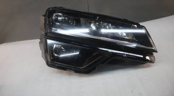 Skoda Karoq Headlight/headlamp 57B941016D 0021590702 20LL8935