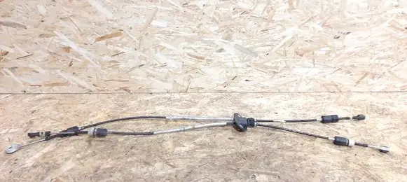 Volvo V40 Gear shift cable linkage 31325593