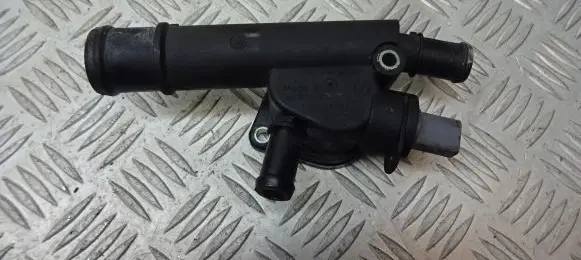 Seat Ibiza III (6L) Engine coolant pipe/hose 038121132D