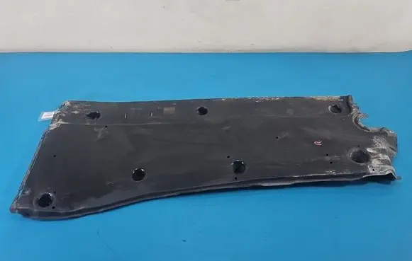 Volkswagen Tiguan Center console 5QF825202E IMPRK1554387