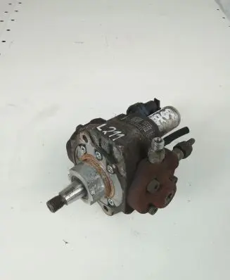 Opel Astra J Fuel injection high pressure pump 55586499