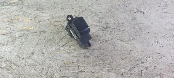 Nissan Navara D40 Electric window control switch