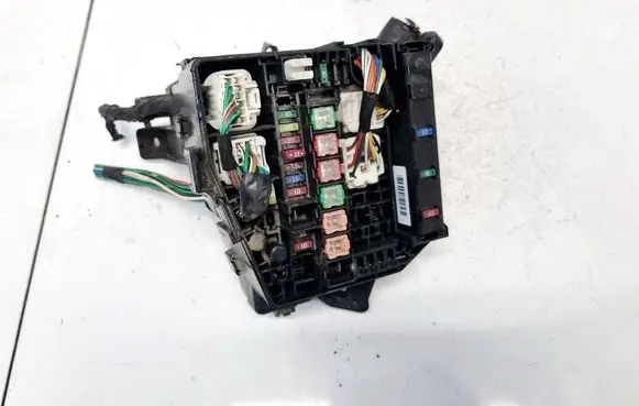 Toyota Yaris Fuse box set 7178R0A1
