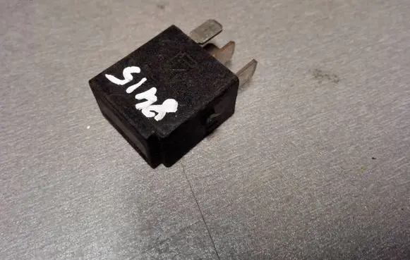 Mercedes-Benz C W202 Other relay 0025421119