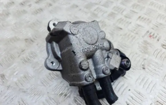 Audi A4 S4 B8 8K Fuel injection high pressure pump 03L130755 0445010507