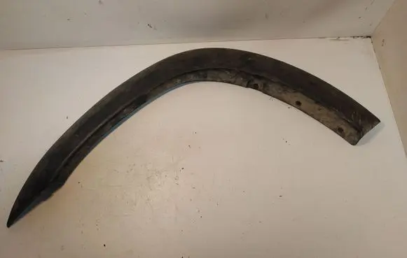 Toyota RAV 4 (XA20) Front arch trim 7560242070