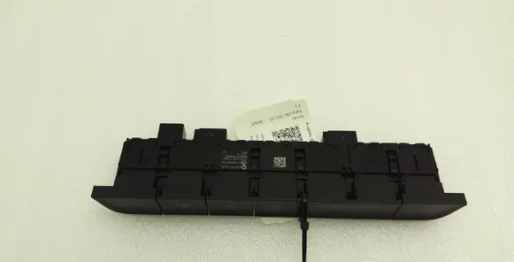 Skoda Fabia Mk3 (NJ) Hazard light switch 6V0927132A