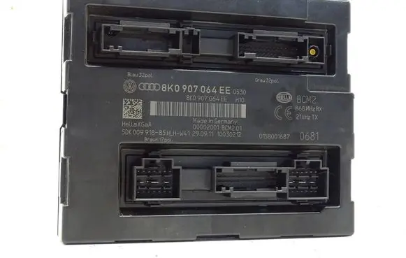 Audi A5 8T 8F Comfort/convenience module 8K0907064EE 5DK00991885