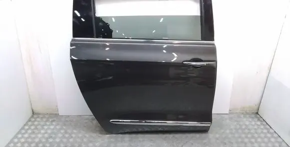 Chrysler Pacifica Side sliding door 