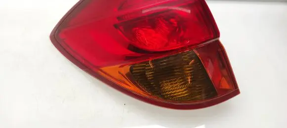 Subaru Legacy Rear/tail lights 22020792