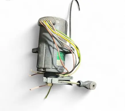 Accelerator throttle pedal