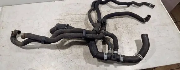 Nissan Qashqai Engine coolant pipe/hose 1321283