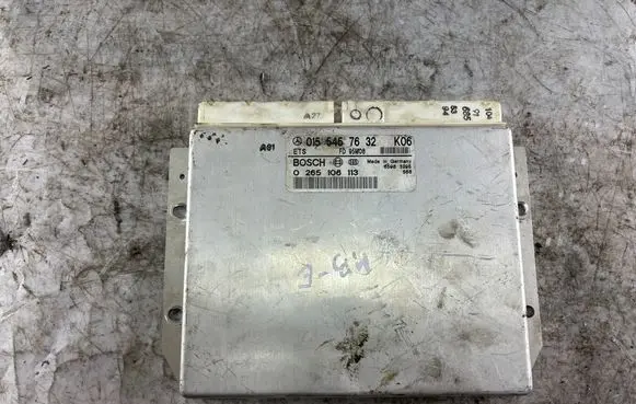 Mercedes-Benz E W210 ESP (stability system) control unit 0155457632 0265106113