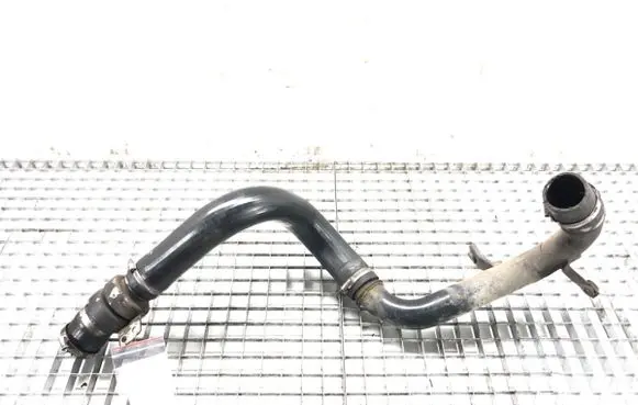 Intercooler hose/pipe