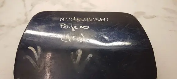 Mitsubishi Pajero Fuel tank cap