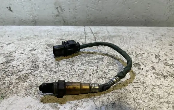 Mercedes-Benz E W212 ESP acceleration yaw rate sensor 0035425918 15884001 0258017014