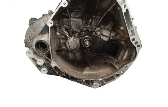 Mazda 2 Manual 5 speed gearbox F6W30