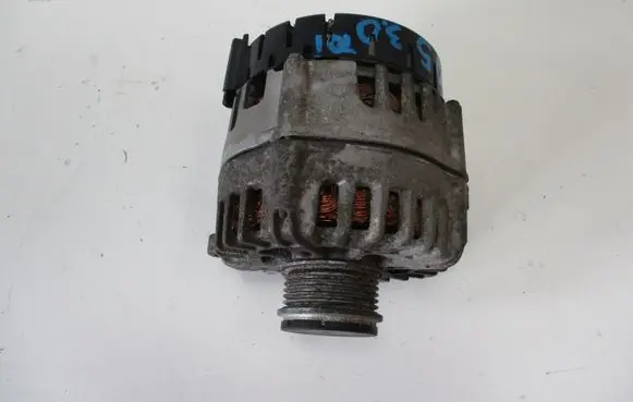 Audi A3 S3 A3 Sportback 8P Generator/alternator 059903027A