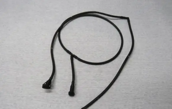 Hyundai ix35 Windshield washer spray nozzle 