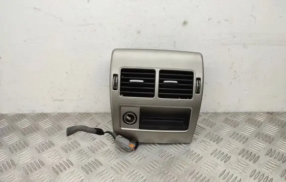 Jaguar XF X250 Rear air vent grill 
