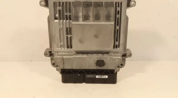 Hyundai i30 Engine control unit/module ECU 391122B102