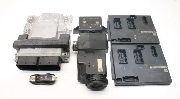 Porsche Macan (95B) Engine ECU kit and lock set 95B906022B