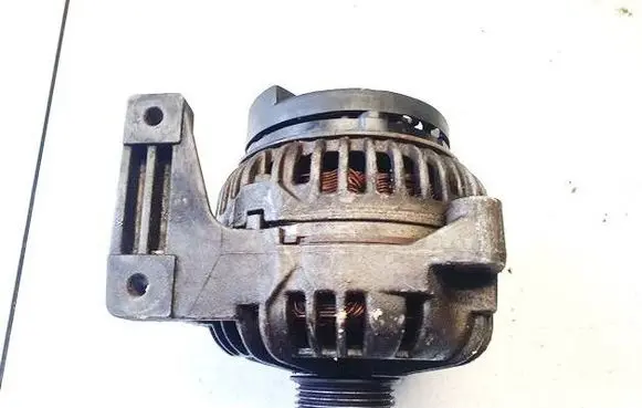 Volvo XC90 Generator/alternator 8637849 0124625001