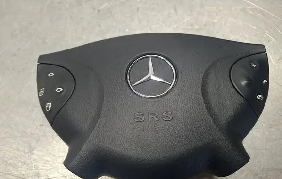 Mercedes-Benz E W211 Steering wheel airbag 61860240B