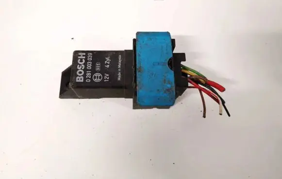 Glow plug pre-heat relay