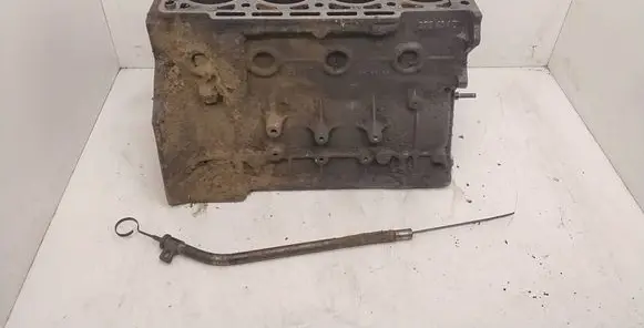 BMW 3 E30 Engine block 00314382 184KA 1278464D