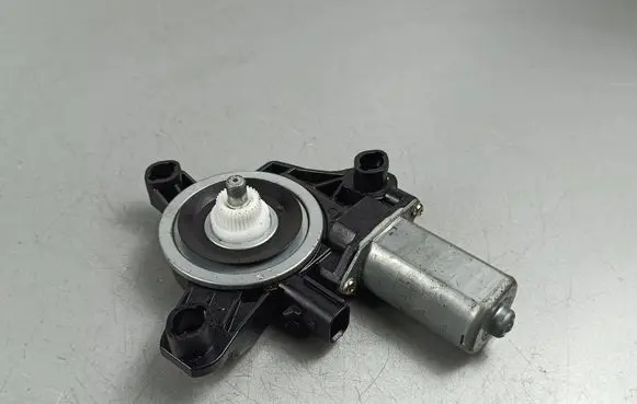 Jeep Wrangler Rear door window regulator motor E71294100