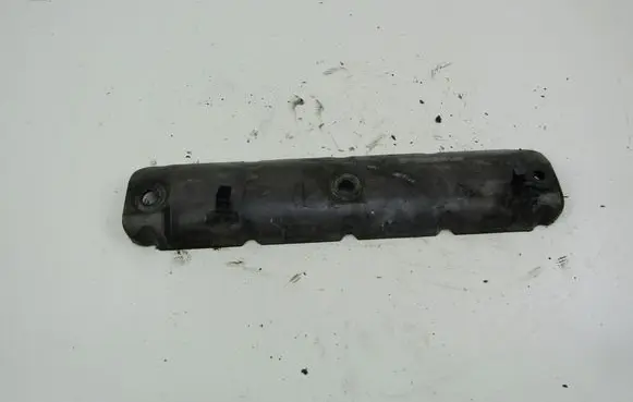 Nissan Primera Rocker cam cover 7700111609