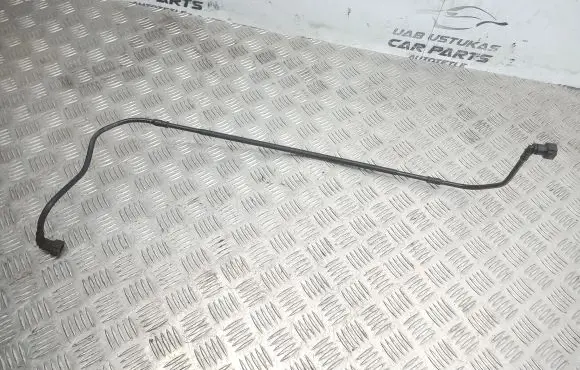 Nissan Qashqai+2 Fuel line pipe