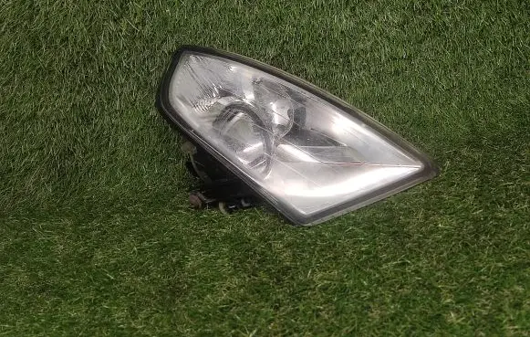 Ford Mondeo Mk III Front fog light 3S7115K201AE 0305068002