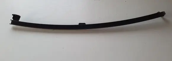 Toyota Prius (XW50) Rear door windshield rail 