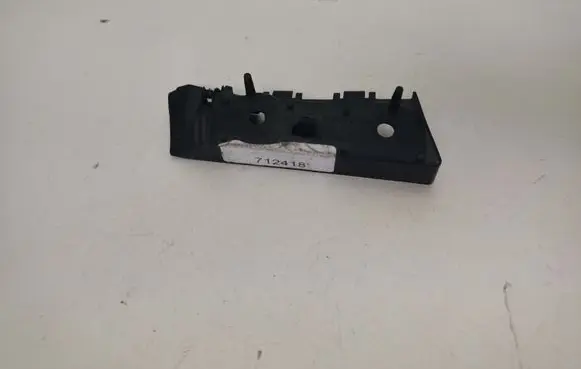 Ford Mustang VI Front bumper mounting bracket FR3B17D959AE