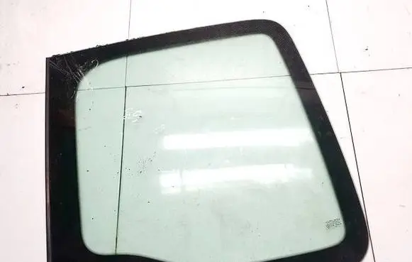 Rear side window