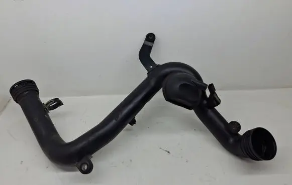 Volkswagen Touran I Intercooler hose/pipe 1K0145770B 1K0145762